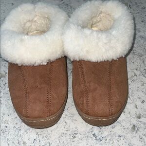 Hush Puppies Cushy Chestnut Suede size 9